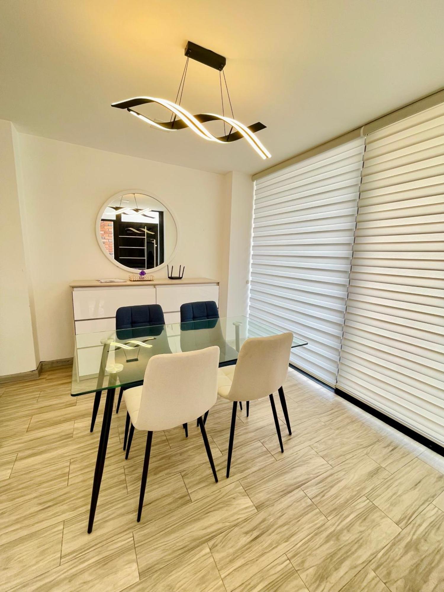 Elegante Apartamento Cerca El Terminal Terrestre Con Parking Apartment Loja Luaran gambar